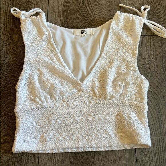Madden NYC woman’s tank top very beautiful - Picture 1 of 3